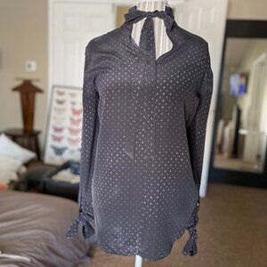 Equipment Femme Silk black patterned tie neck blouse sz XS